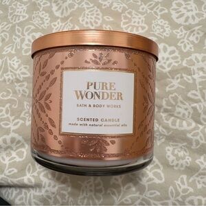 Bath and Body Works Pure Wonder 3 Wick Candle